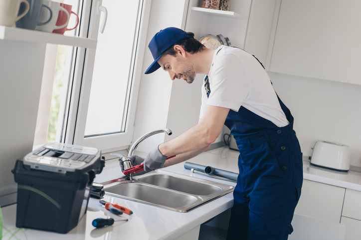 How to Choose the Right Contractor for Kitchen Repairs